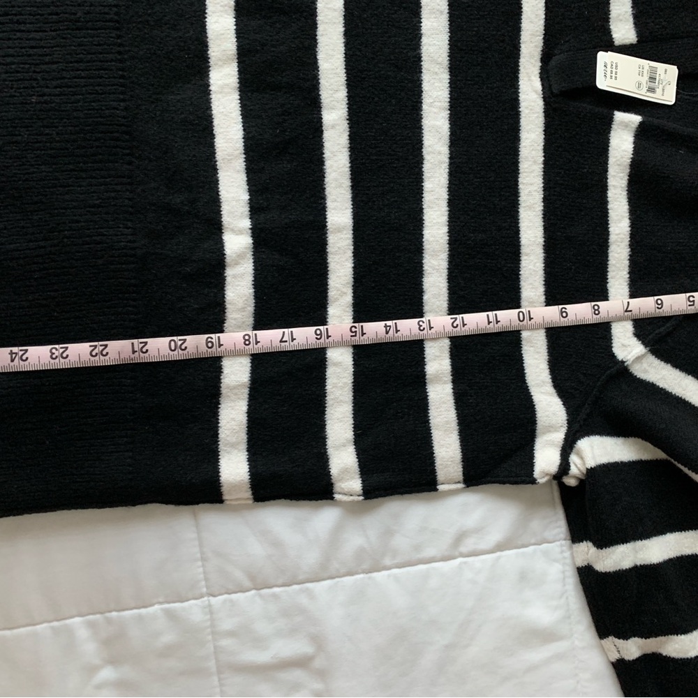 Aerie Unreal Polo Sweater Oversized Size XXS Black & White New With Tags - Picture 10 of 10